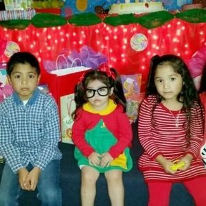 Meet your Posher, Iris